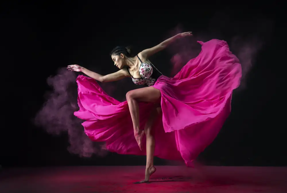 Suharini, Mieke: Tanzendes Rosa
