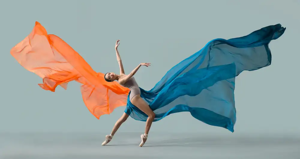 Aditya, Rawisyah: Ballerina in Orange und Blau
