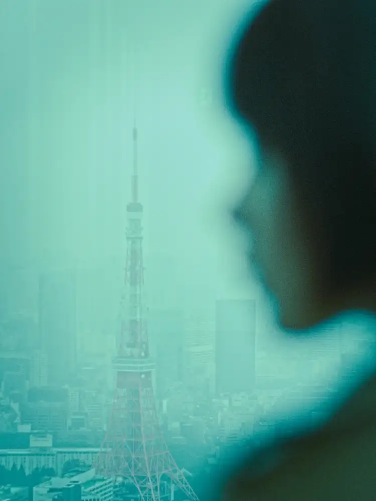 moucorn: Ritratto della città piovosa di Tokyo