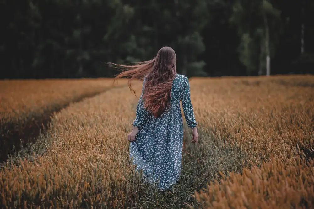 Zvagina, Dzintra: Haare im Wind