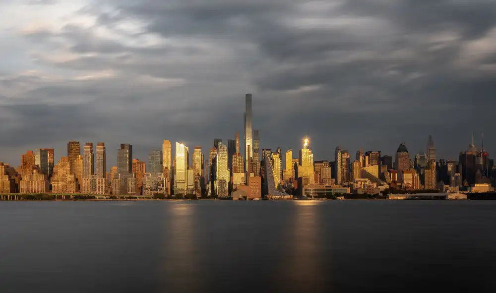 Rong, Herbert: Atardecer urbano