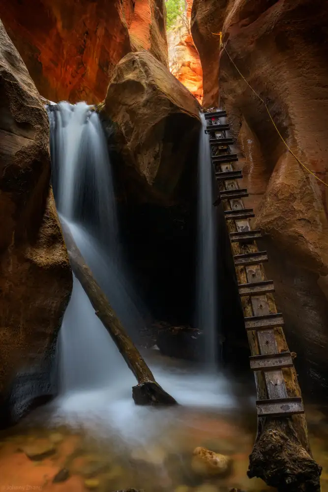 Zhang, Johnny: Cascata