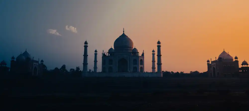 Sharma, Abhinav: Západ slunce u Taj