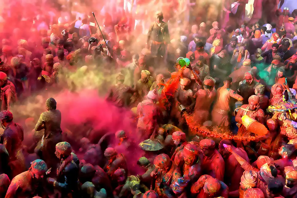 Nandi, Shaibal: Vita colorata