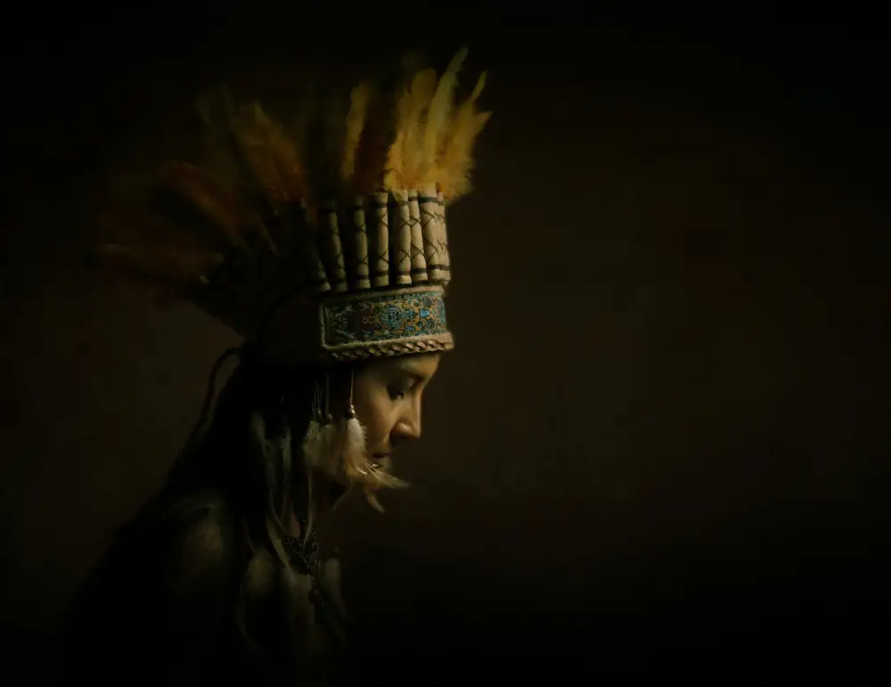 Hasheminasab, Moein: Stile indigeno