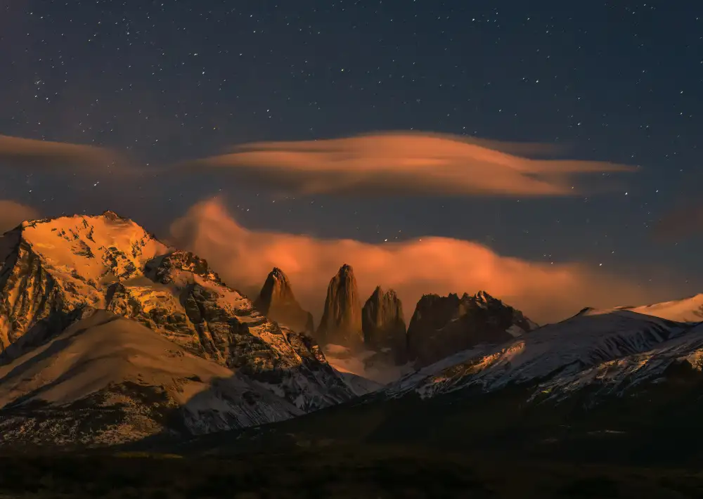 P., Ruiqing: Torres del Paine za měsíčního svitu