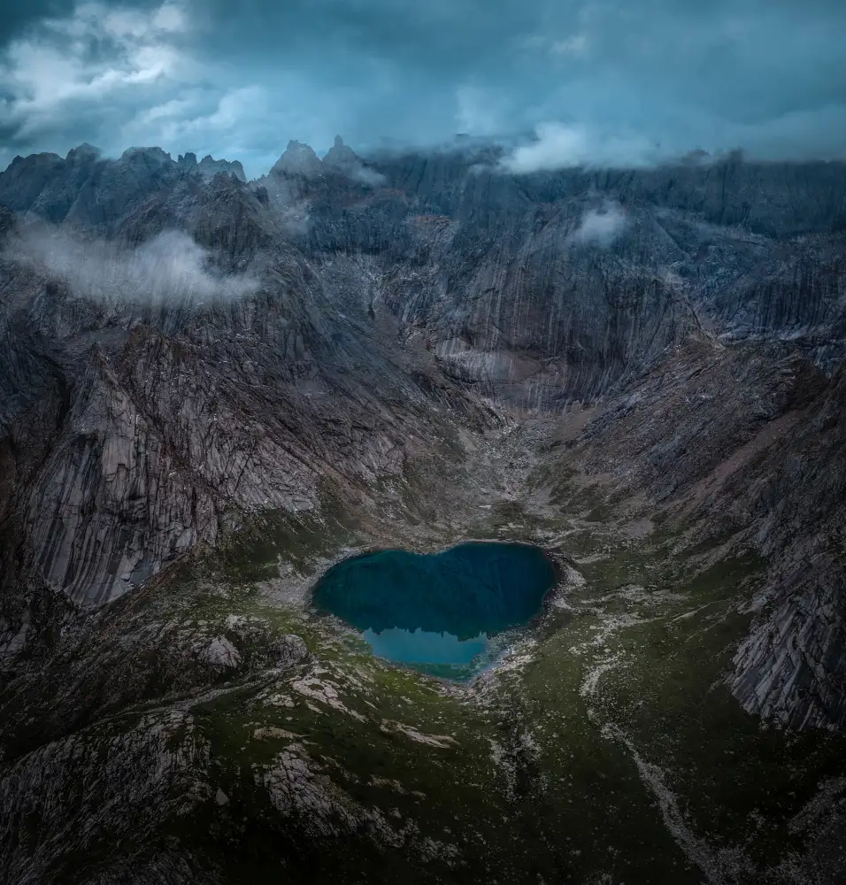 Wu, Irene: Lago