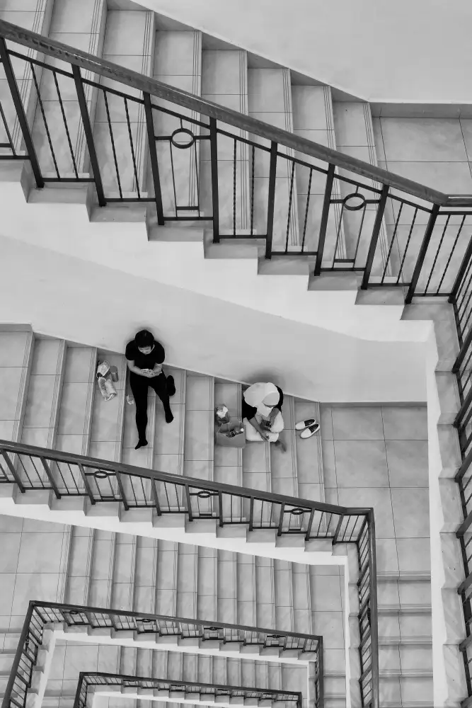 Long, Kieron: Die Treppe