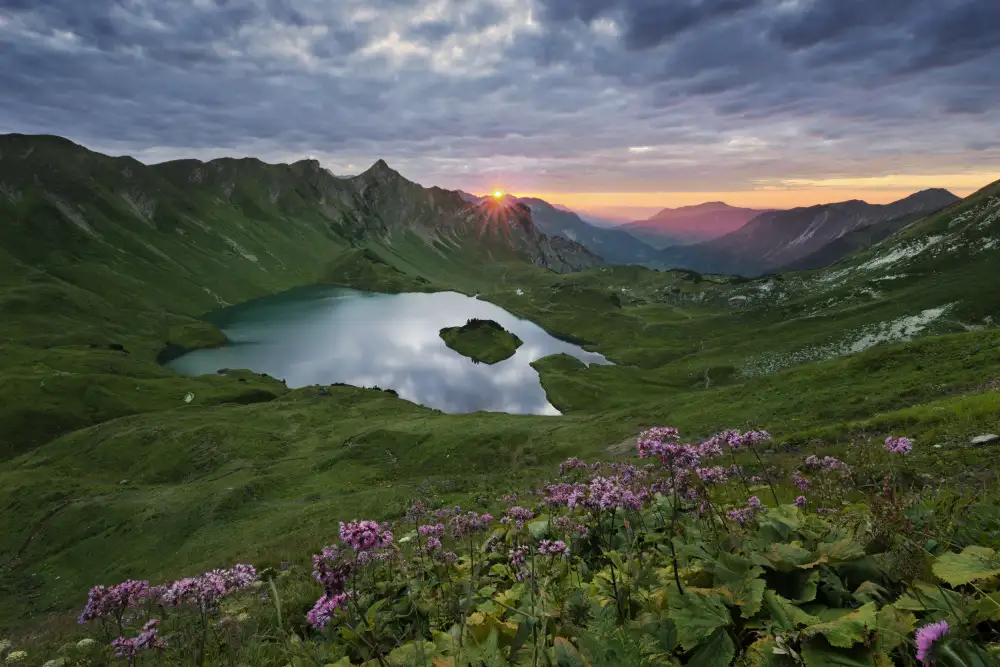 Hefele, Stefan: Lago de montaña mágica