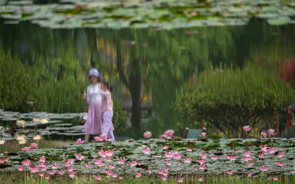 Song, Yunarto: Nessun nome