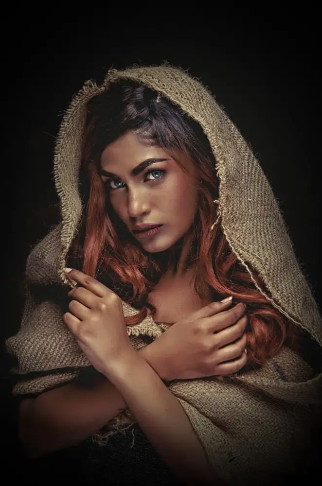 BHATTACHARYYA, PARTHA: RAGAZZA DAGLI OCCHI BLU