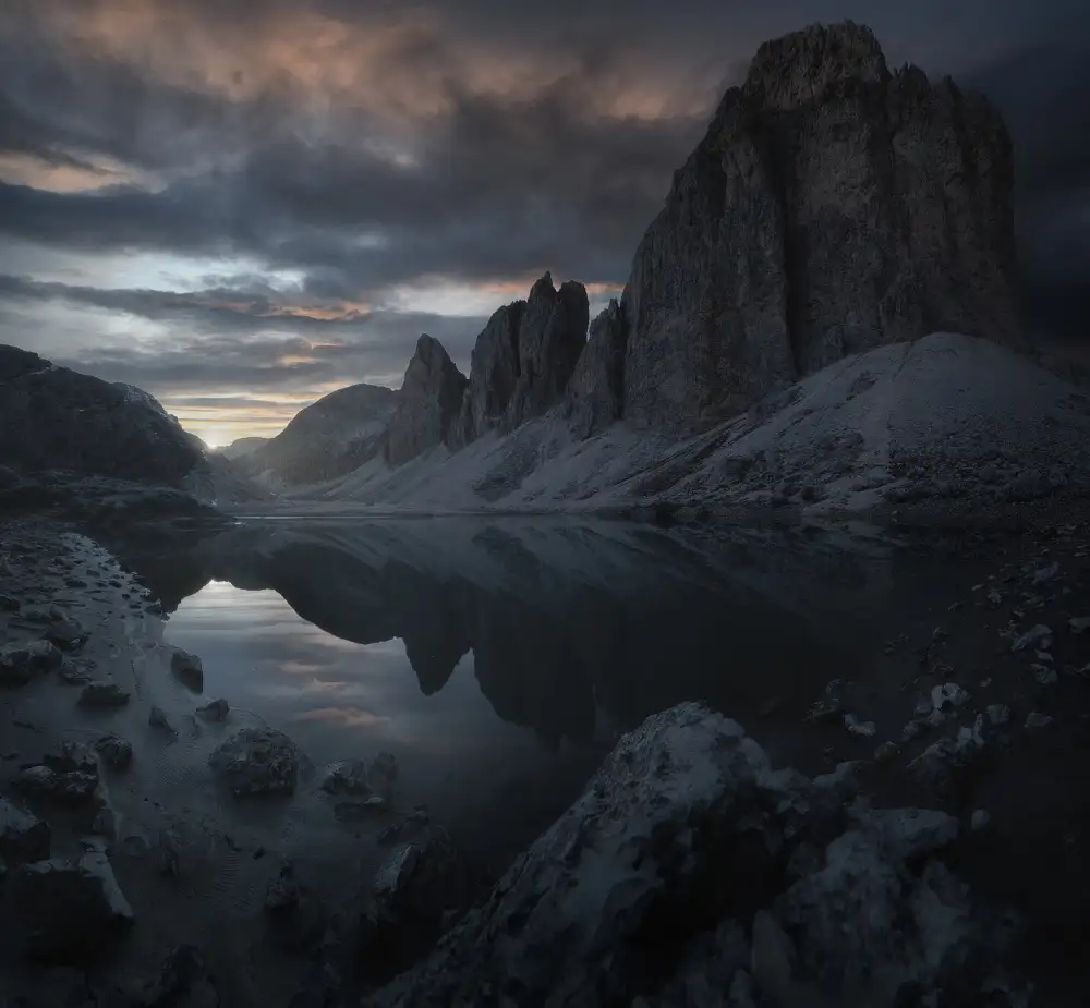 Bruna, Marco: Triangular Sunset