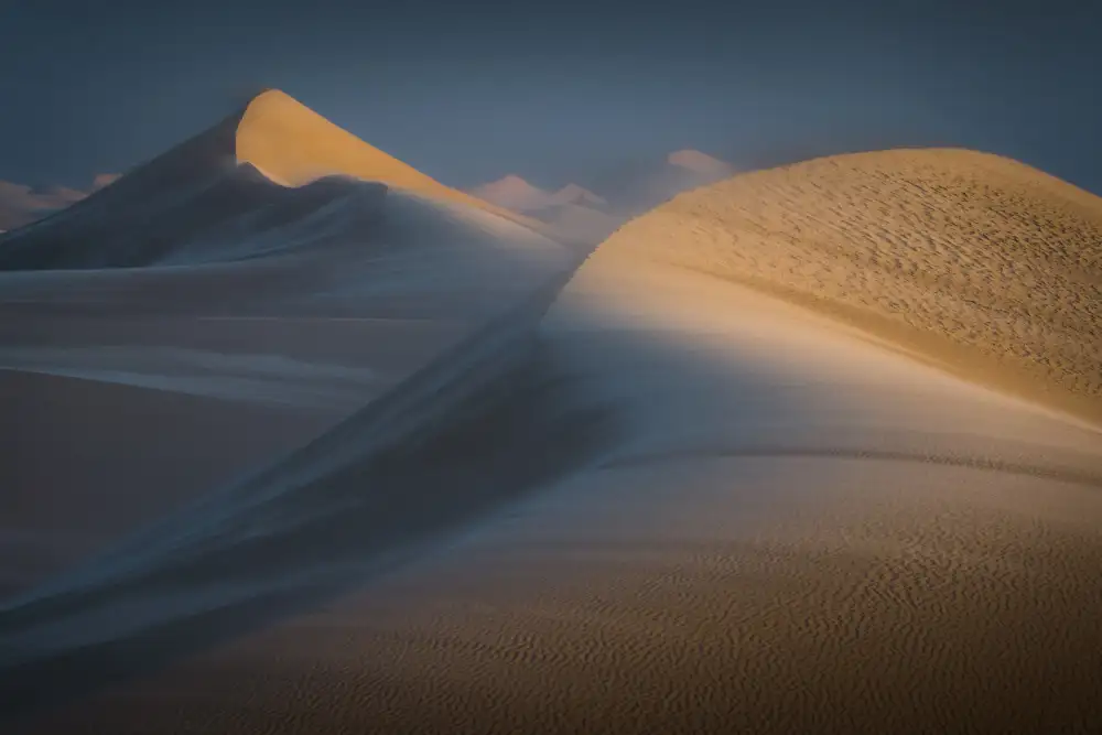 Kukrinov, Alexandr: I colori del deserto...