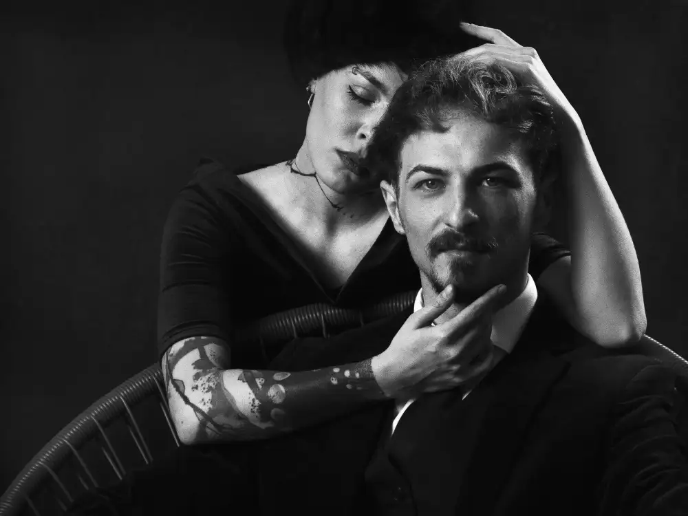 Cinteza, Marius: Androkracie