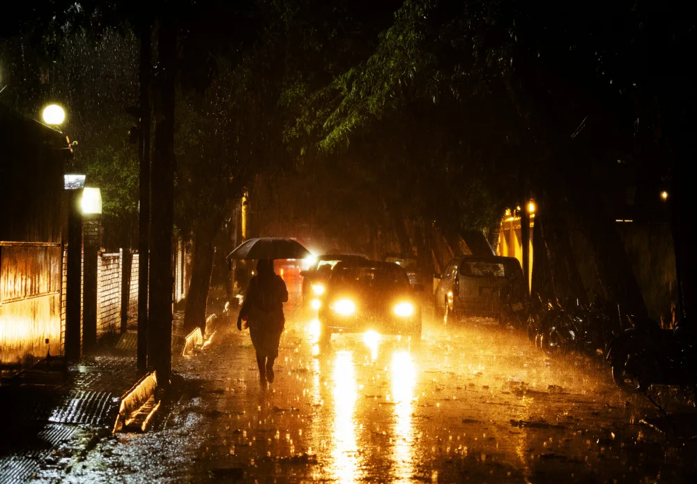 Arifuzzaman, Md.: La pioggia notturna nella città di Dhaka.