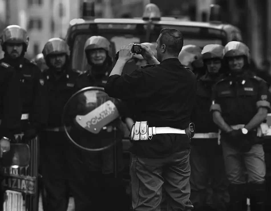 Pellegrini, Fulvio: Straßenfotograf