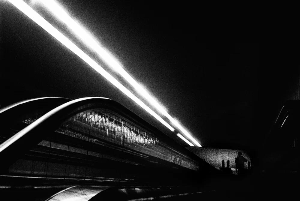 Abrantes, Paulo: Luci spente