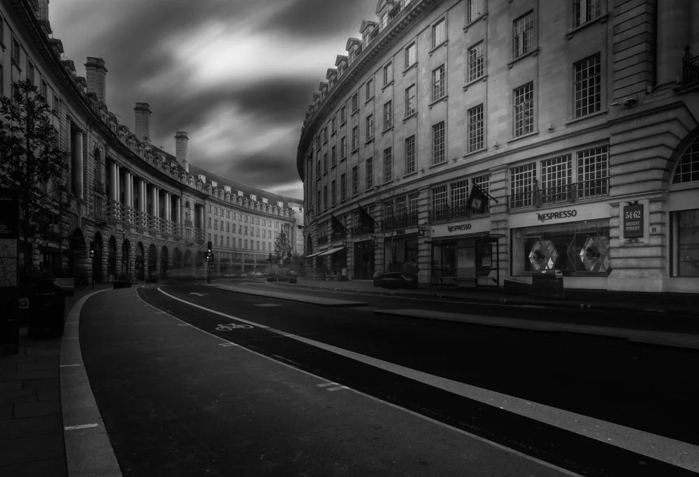 Mathew, Jobin: Regant Street - Londra