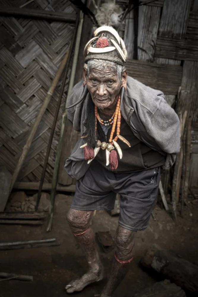 Molina, Elena: Konyak-Ältester in Nagaland,Indien
