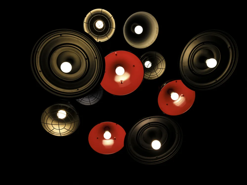 akyurt, engin: lampadario decorativo