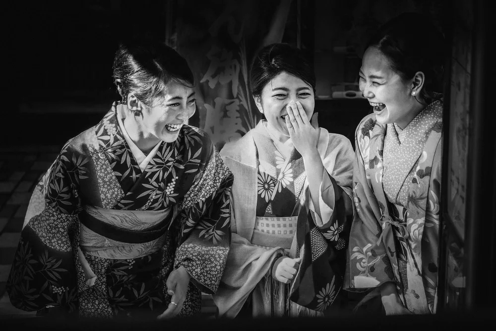 Yamamoto, Eiji: Sonrisas hermosas