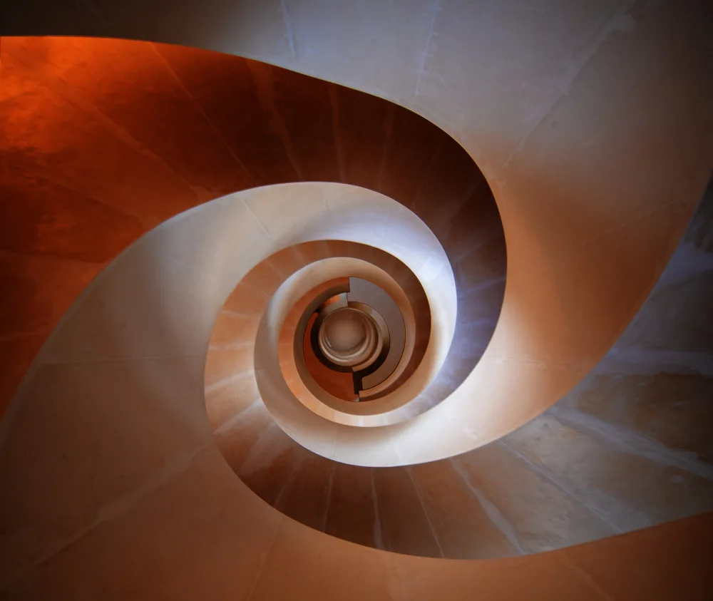 Groen, De Maurits: beleuchtete Treppe