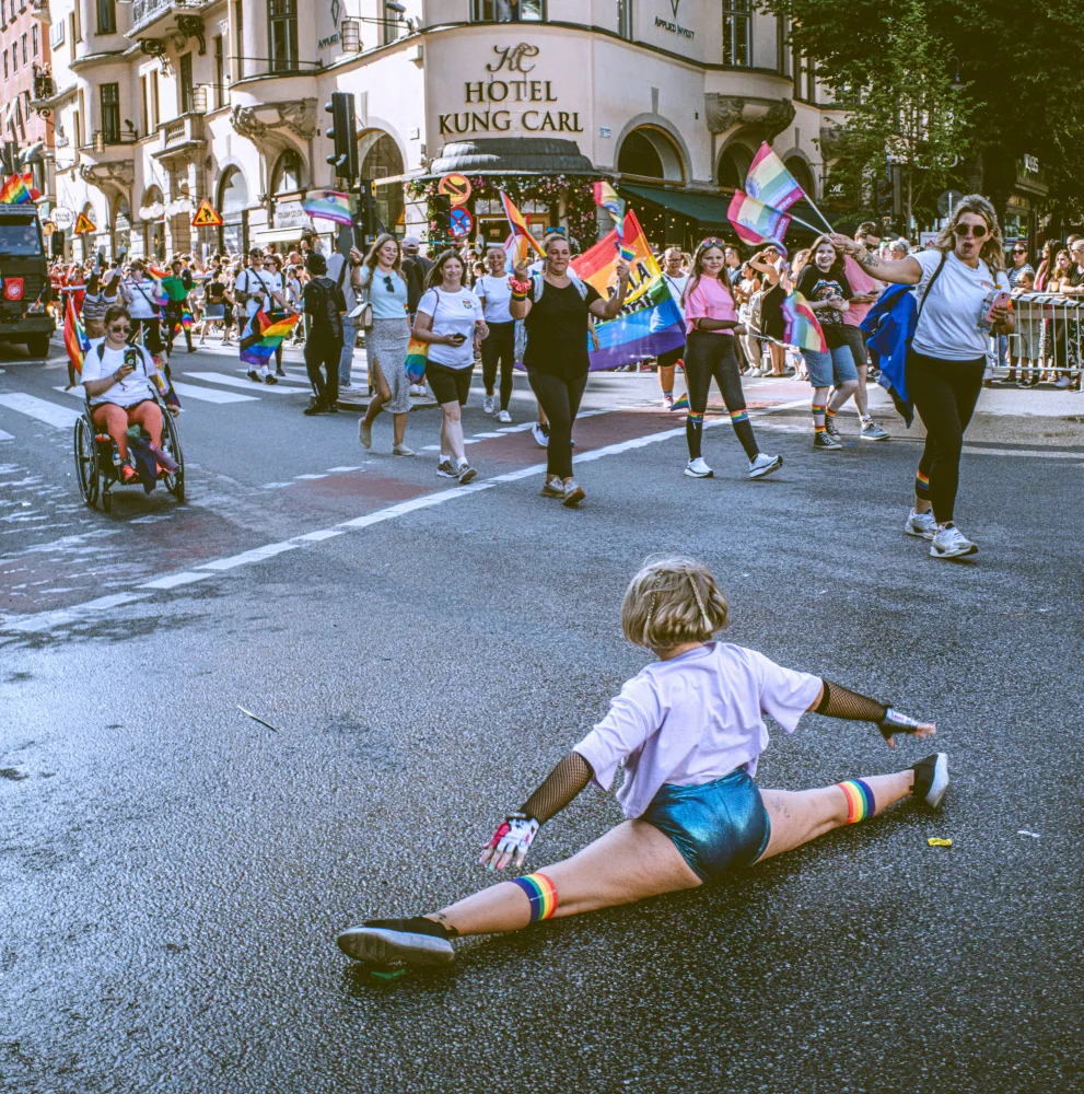 Ogazzi, Alex: Desfile del orgullo