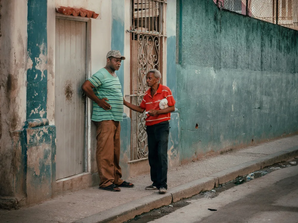Bauer, Andy: hablando en la calle
