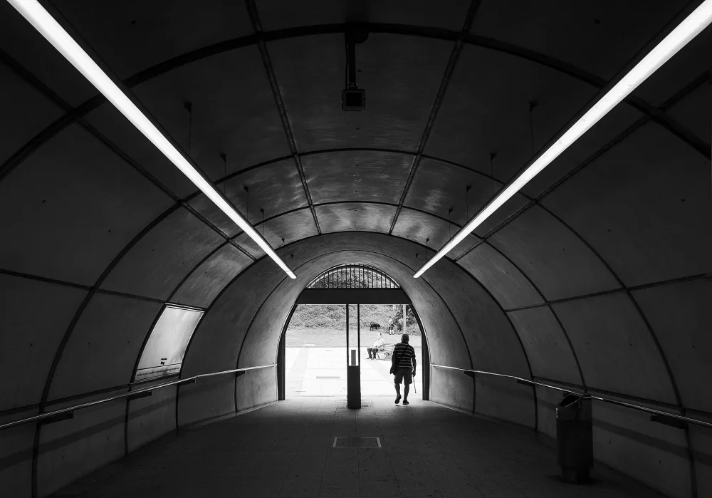 Urrutia, Adolfo: U-Bahn-Ausgang Bilbao