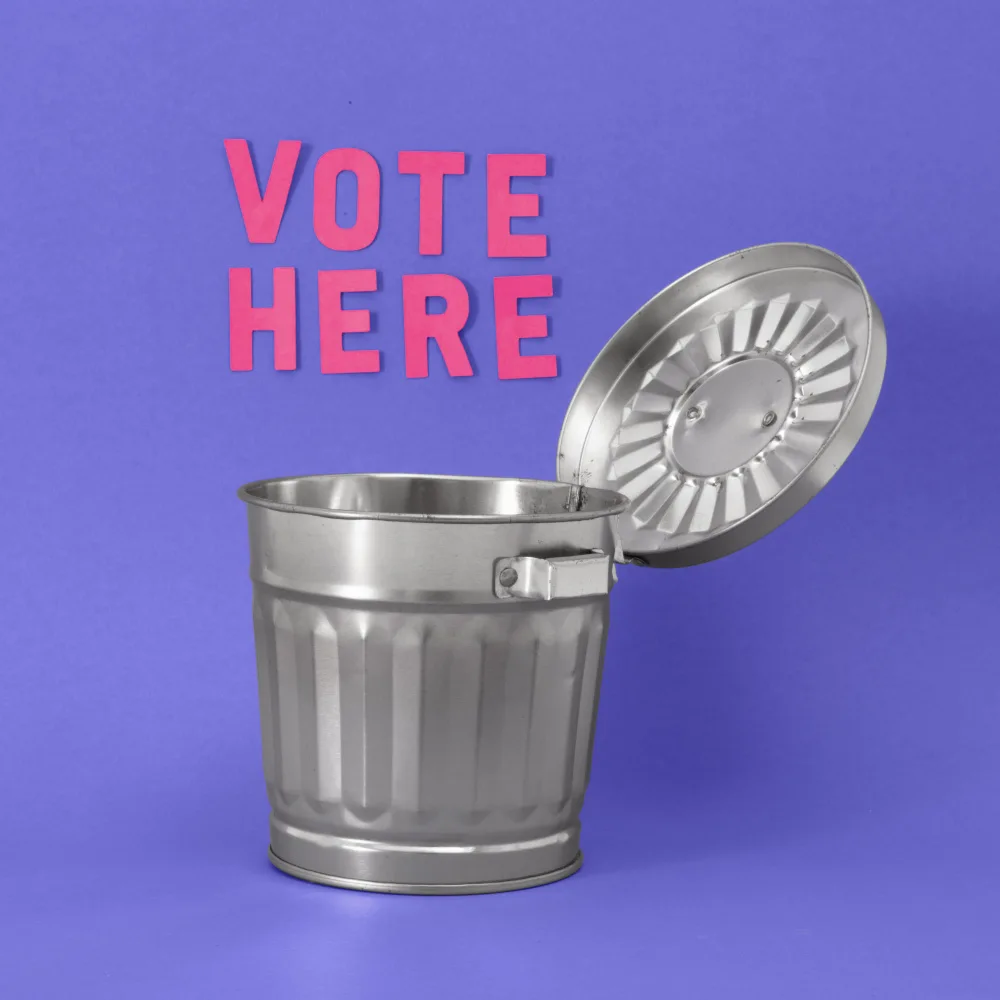 Ramiro, Julia: Vota qui