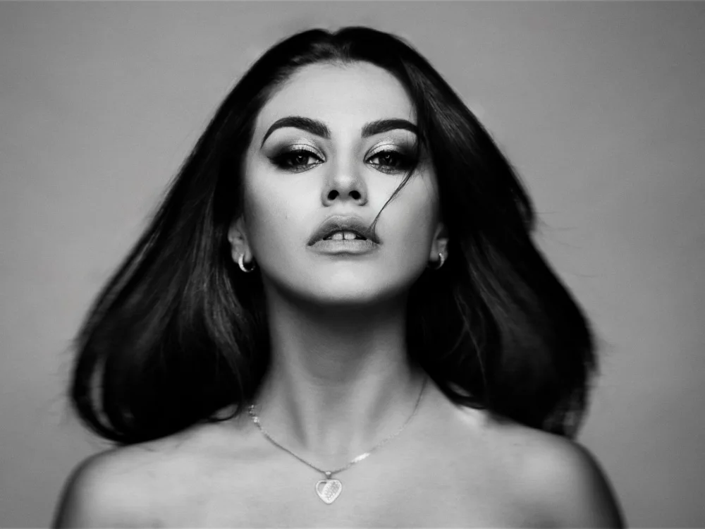 Krystynek, Martin: Vanesa