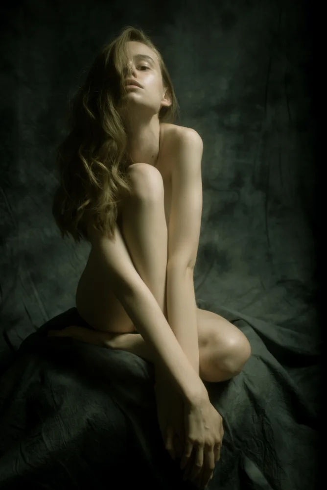 Decker, Theo: sguardo di Magda
