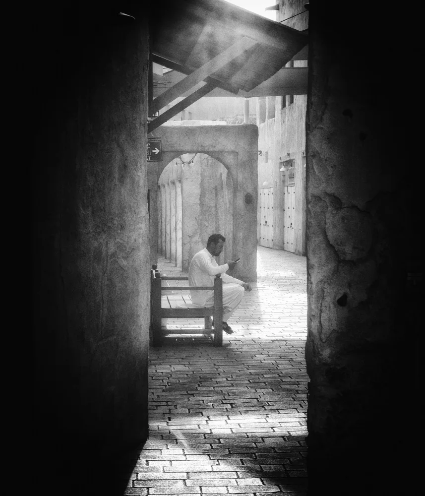 Dimdik, Hasan: Dubai/Al Seef