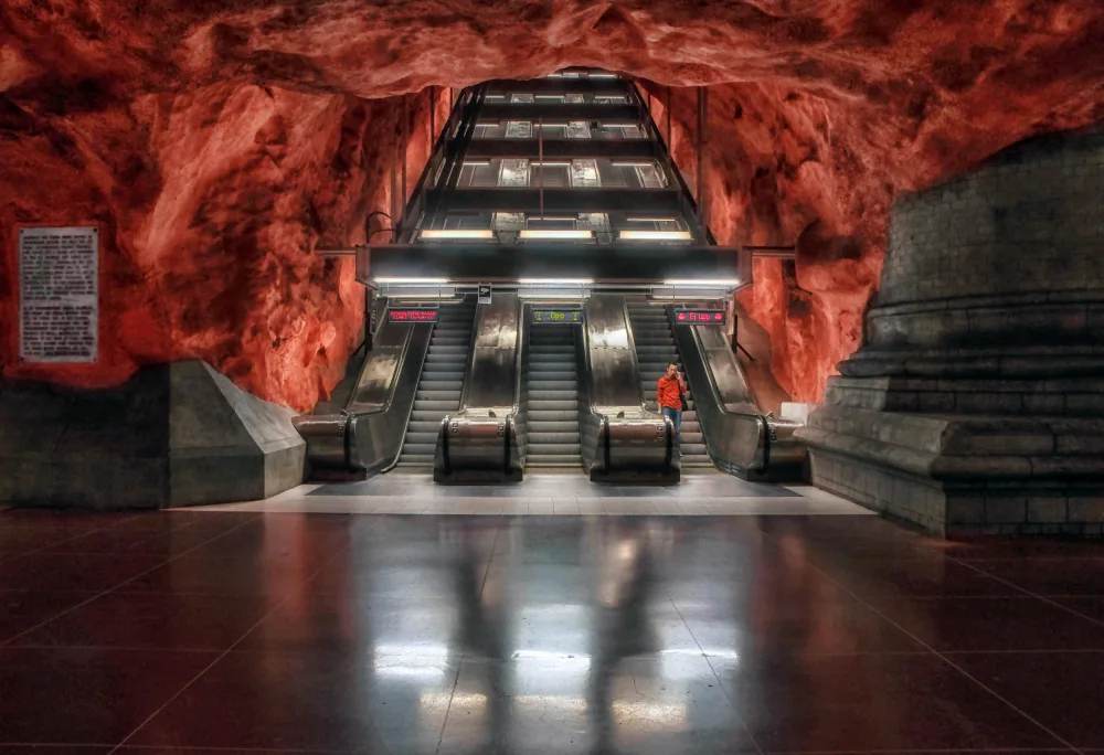 Thahaby, Al Karim: Stockholmské metro