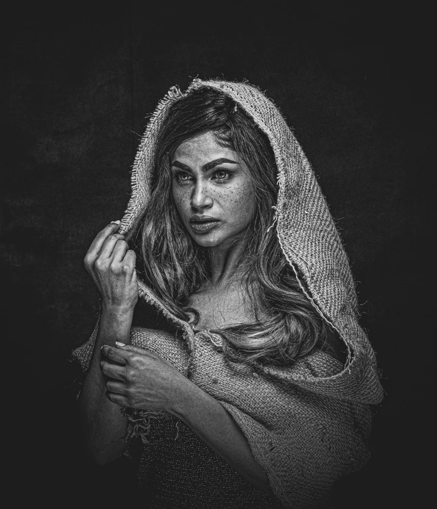 BHATTACHARYYA, PARTHA: UNA SIGNORA INAIUTO