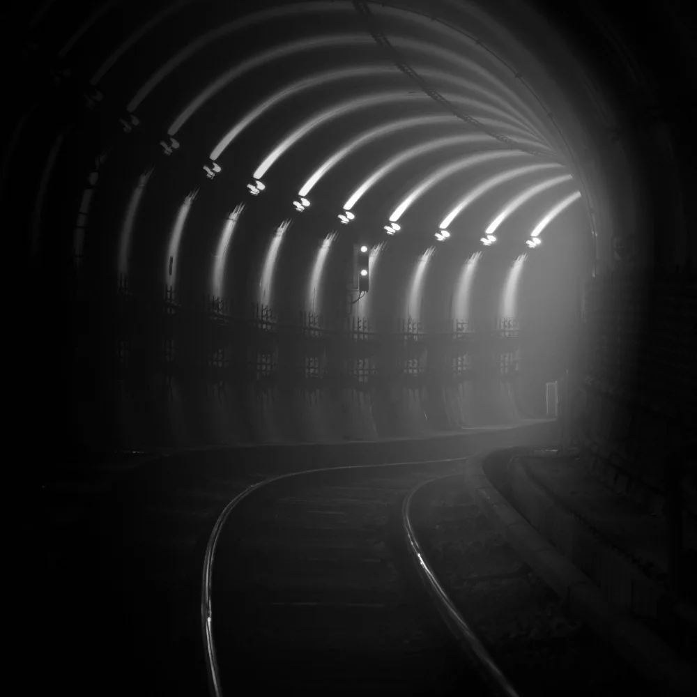 Schulz, Alexej: túnel