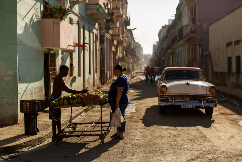 Mirica, Dan: Strada dell'Avana,Cuba