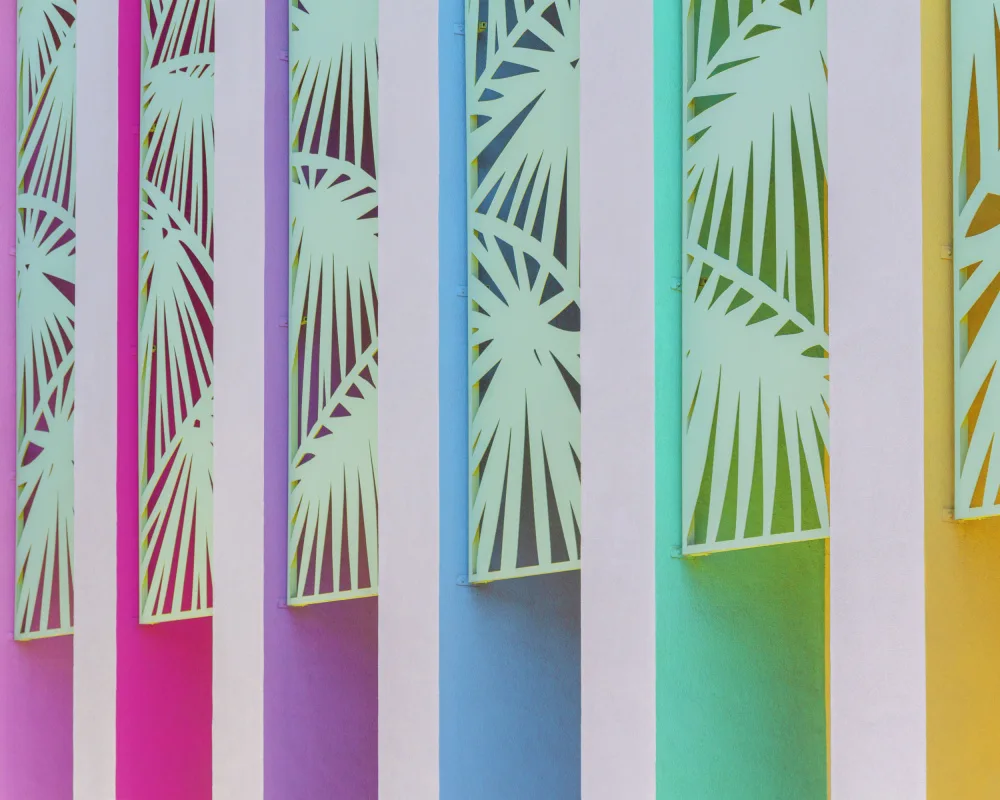 Windeknecht, Tom: Rainbow Color Wall v Saguaro