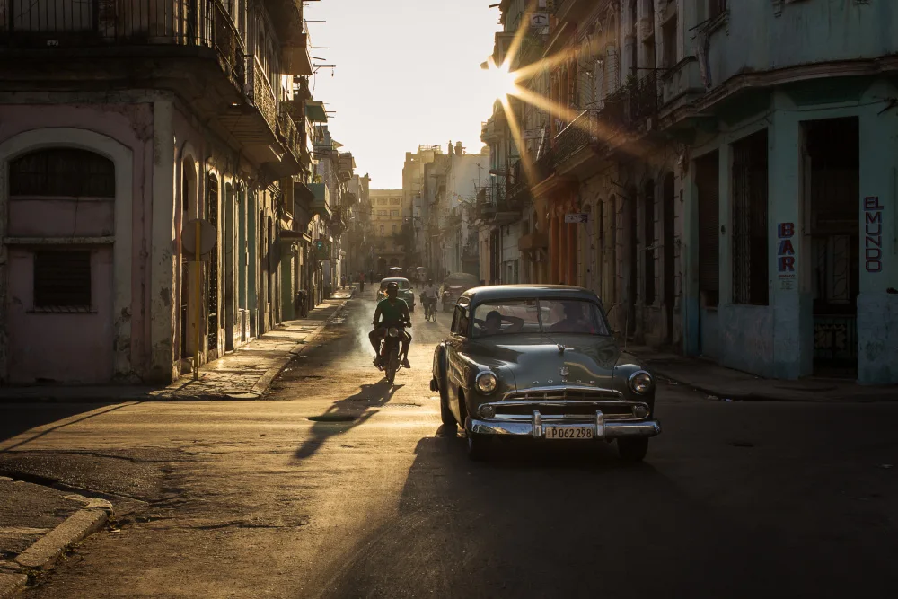 Mirica, Dan: Strade dell'Avana,Cuba