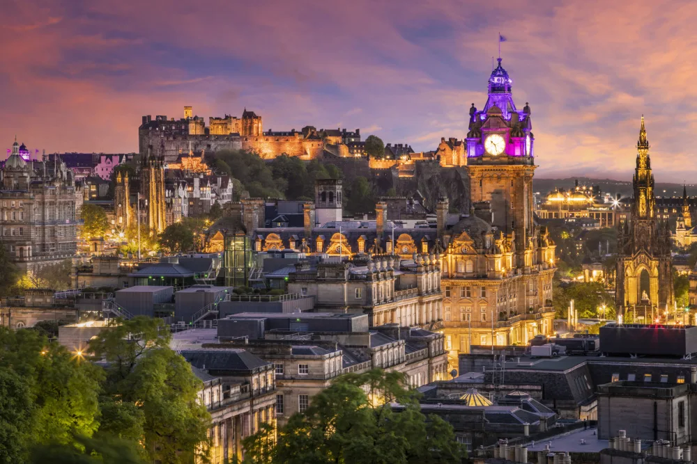 Viola, Melanie: Fantastischer Sonnenuntergang in Edinburgh