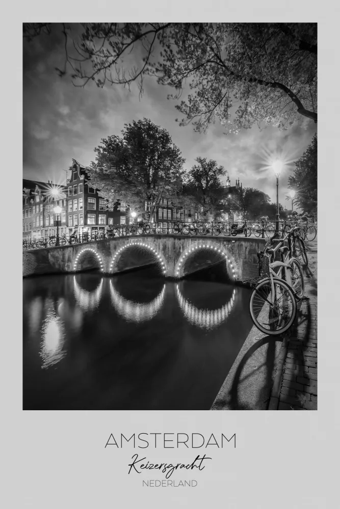 Viola, Melanie: V centru pozornosti: AMSTERDAM Idylická noční krajina z Keizersgracht
