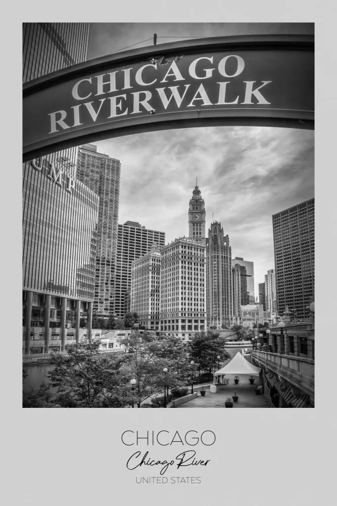 Viola, Melanie: V centru pozornosti: CHICAGO Riverwalk