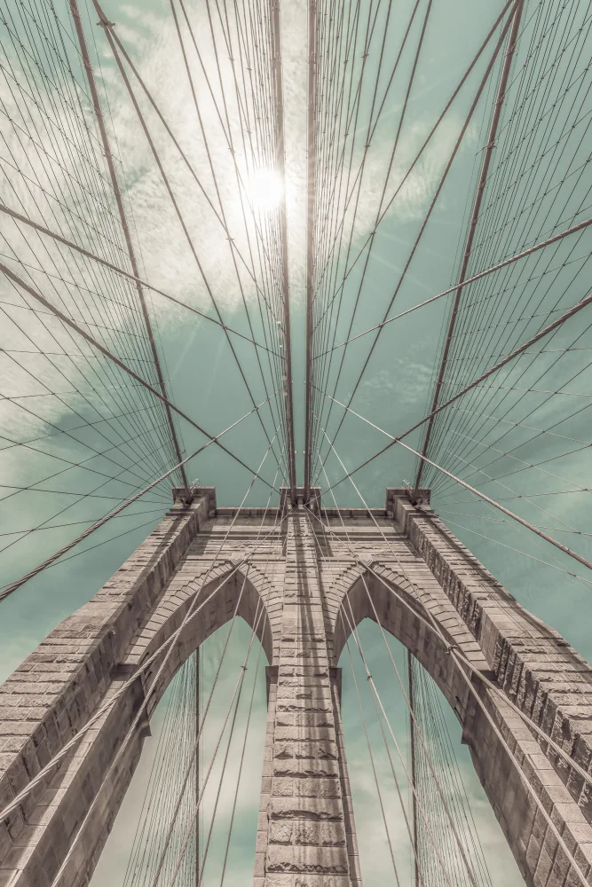 Viola, Melanie: NEW YORK CITY Brooklyn Bridge im Detail | Urbaner Vintage-Stil