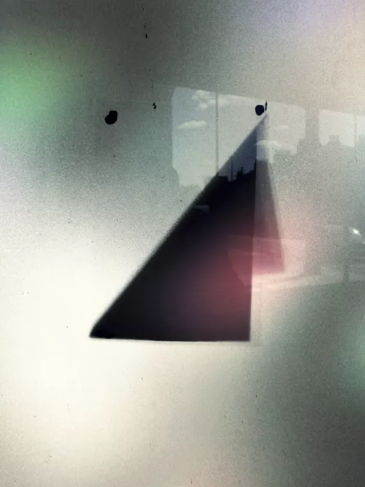 Strnad, Petr: Triangolo illuminato