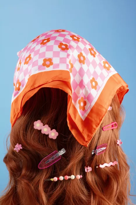 Ramiro, Julia: Cheveux rouges avec accessoires