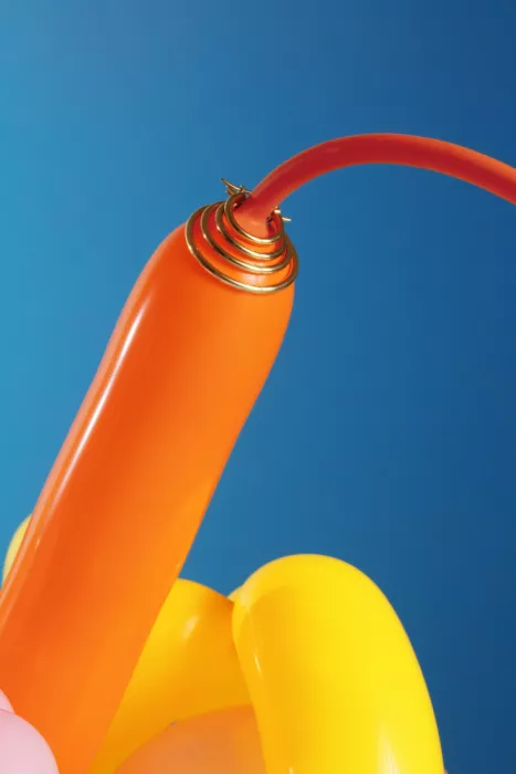 Ramiro, Julia: Ballon mit Durchstichen