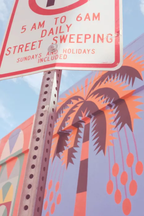 Studio, Pictufy: Las Vegas Street