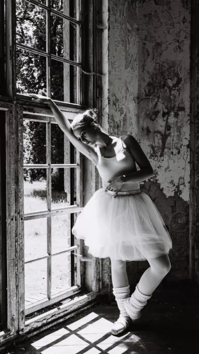 Buder, Stefan: Ballerina X