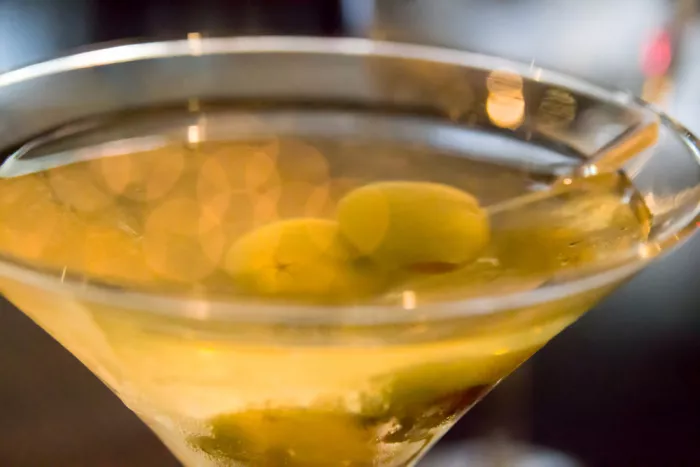 Windeknecht, Tom: Dirty Martini mit Oliven