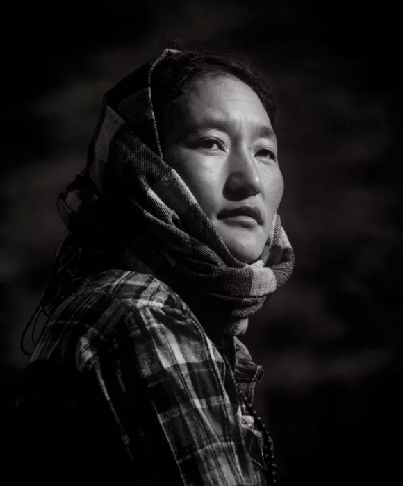 天馬, Feng Chao: Eine tibetische Frau